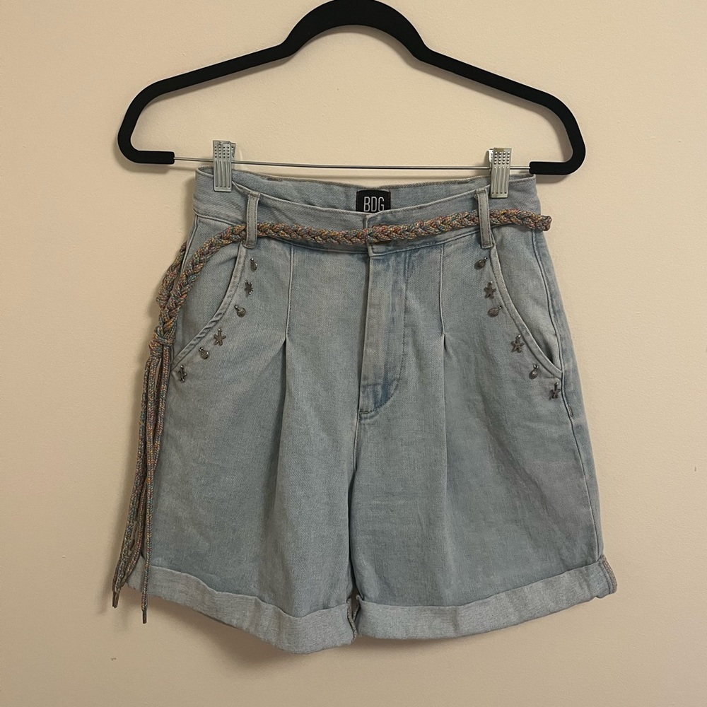 Urban Outfitters BDG High-Waisted Mom Jean Shorts, 26